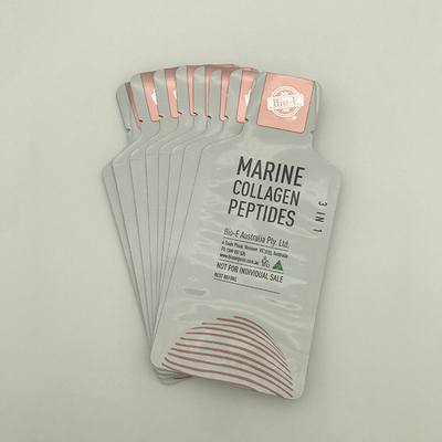 Spécial formé a stratifié la petite poche en plastique de tirette pour la crème de visage