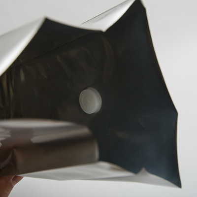 L'emballage alimentaire non imprimé argenté de serrure de fermeture éclair de café d'aluminium met en sac le gousset latéral avec la valve